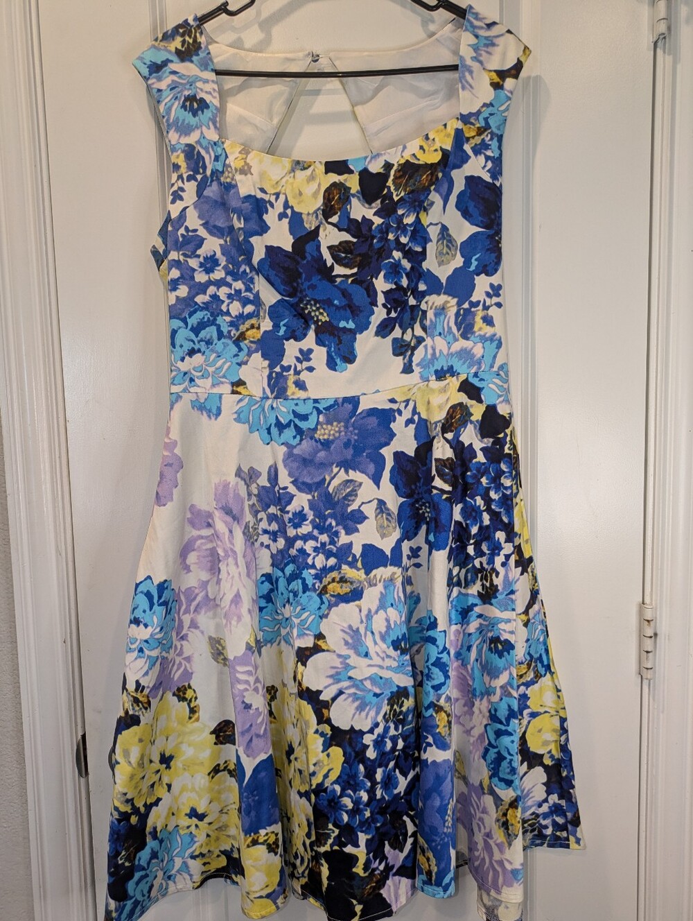 New York & Company Floral Fit Flare Dress Size 12 Blue Yellow Sleeveless